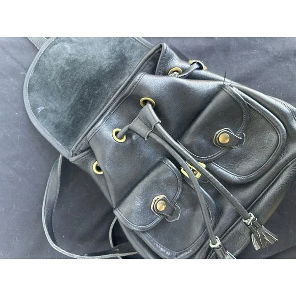 Vintage Dooney & Bourke Canyon Backpack Black Leather USA Duck Bag Purse